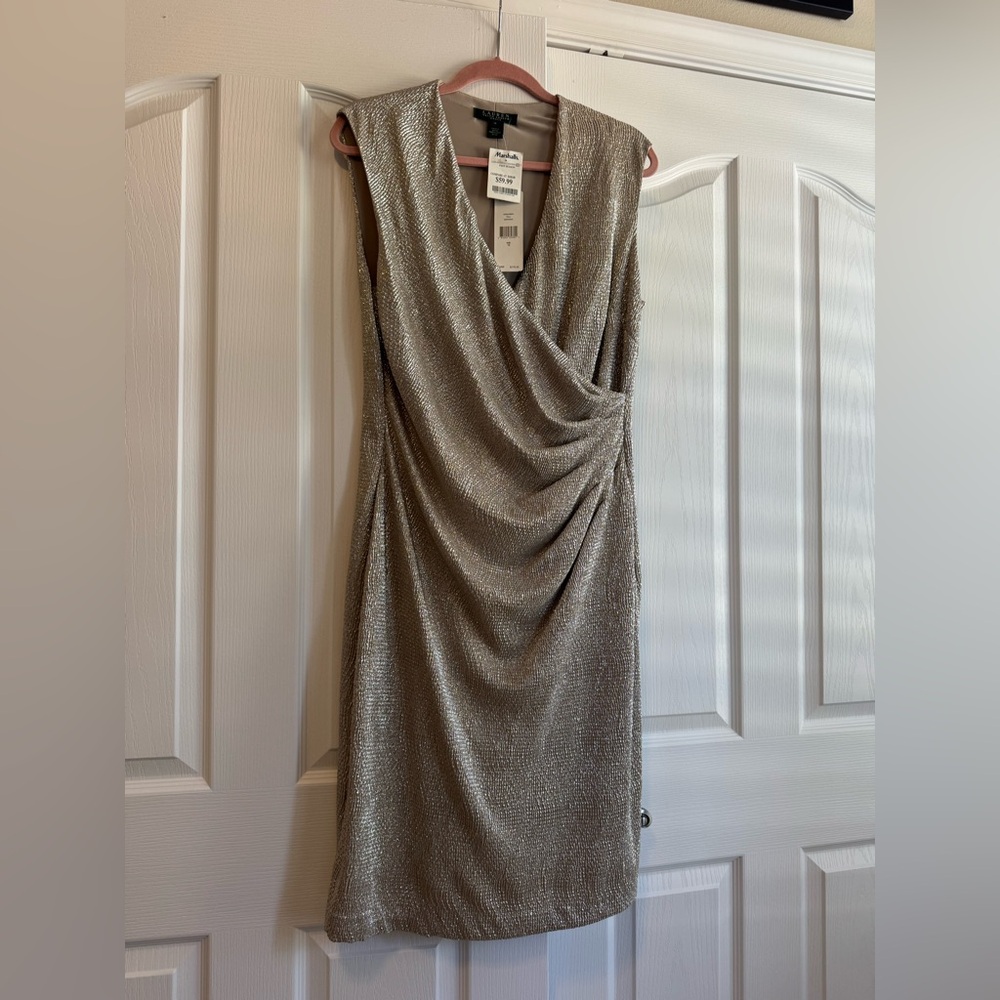 Gorgeous Ralph Lauren dress. Size 12.
Shimmery gold/silvery look. NWT.